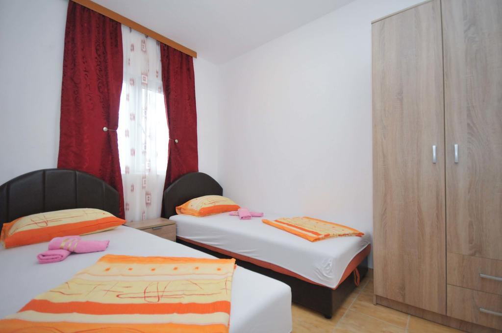 Nedovic-jaz Apartment